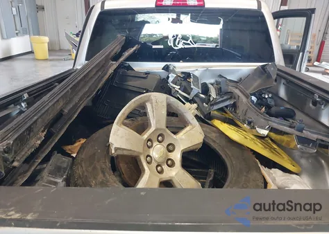 2016 Chevrolet Silverado 1500 1Lt из США, поврежденный, VIN 3GCPCREC5GG371027